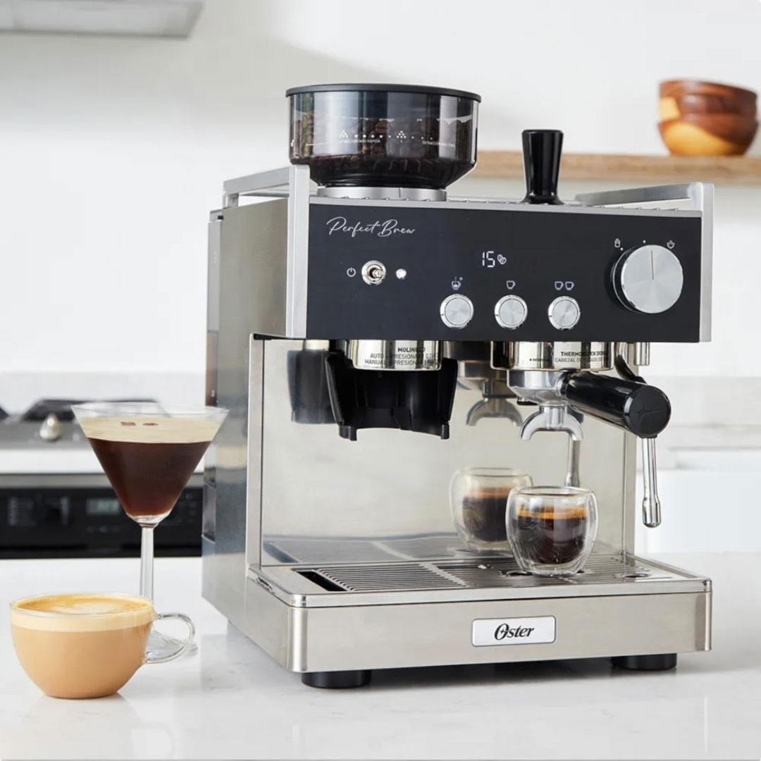 Cafetera-Oster-para-Espresso-Perfect-Brew-Máxima-BVSTEM7400-9